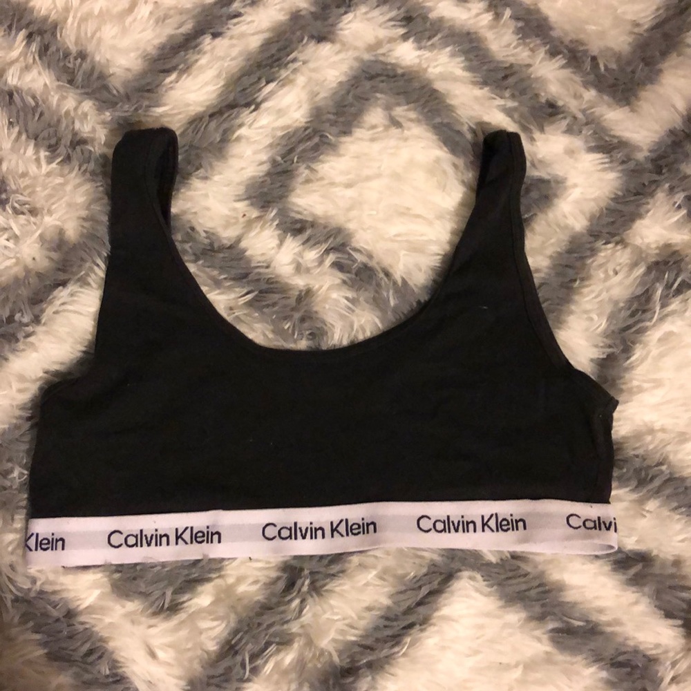 Calvin Klein Sports Bra